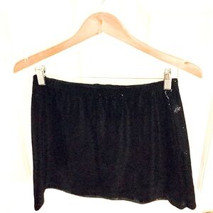 🖤Essentials - Velvet black mini skirt